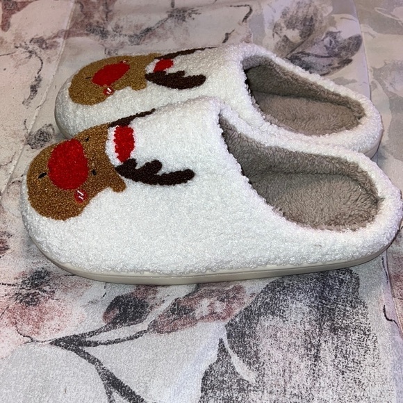 Christmas Rudolph Reindeer Fleece Slippers Size 7 - Picture 2 of 5